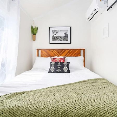 5 Cozy Casita Lux Tiny House, Firepit, 5 Mins To Downtown Guntersville Zewnętrze zdjęcie